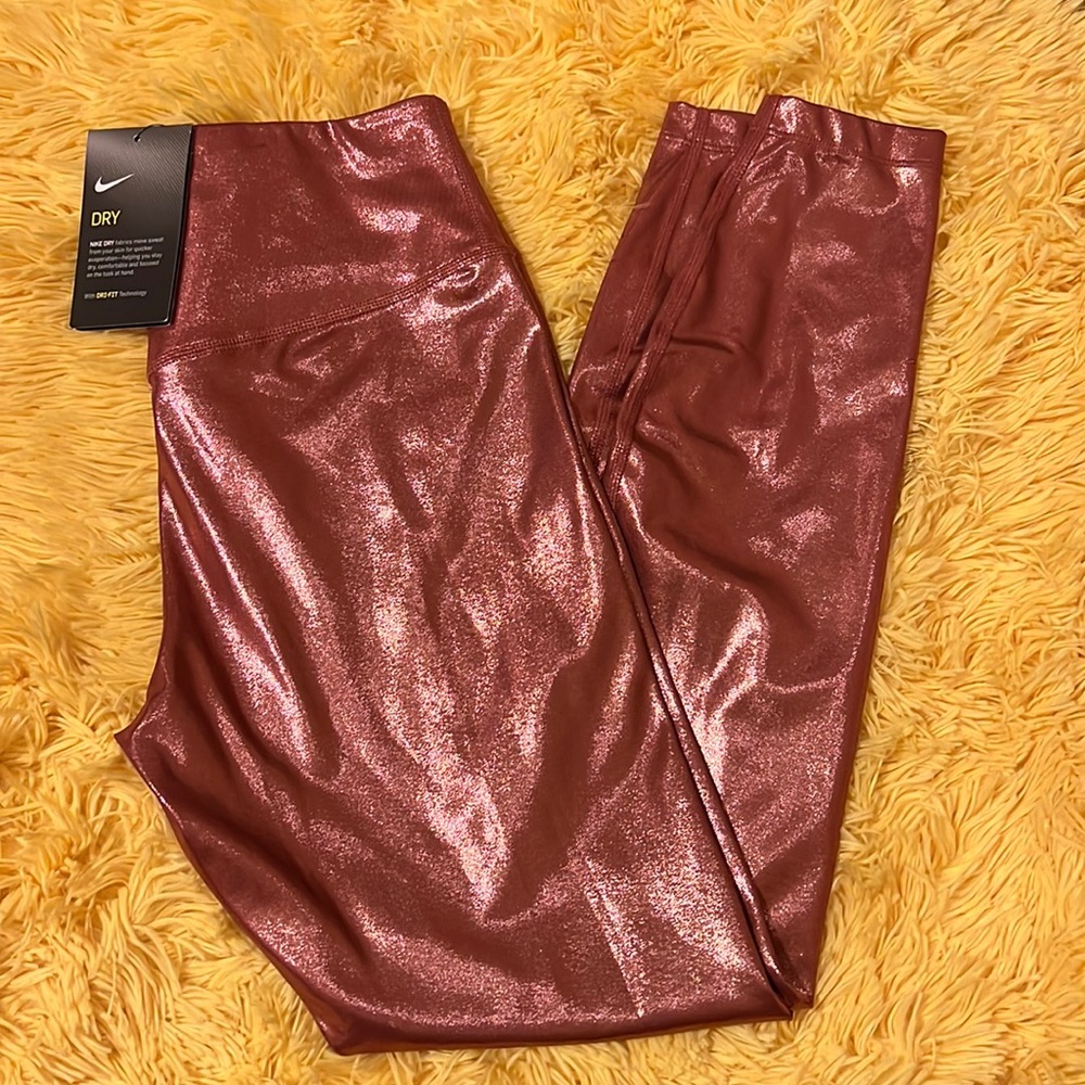 NWT Nike leggings